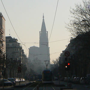 tram arrêt cathédrale